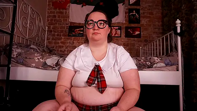 Evelively online show from 11.02.25