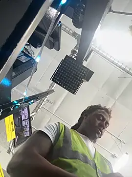 Snapshot of blue5455 chatting on 09.10.25 blue5455 online show from 09.10.25