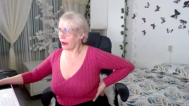 Ghertrude52 online show from 04.28.26