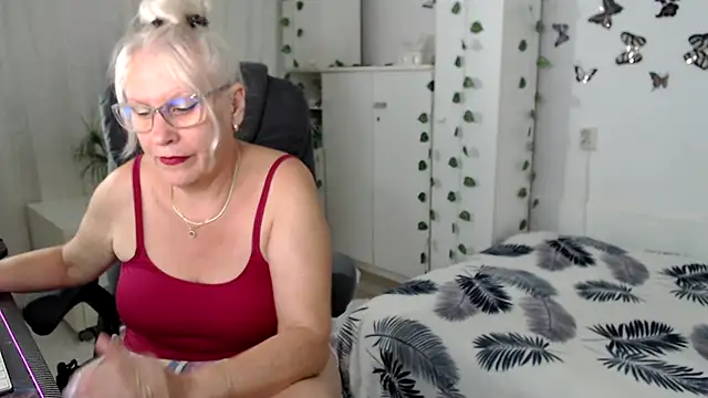 Ghertrude52 online show from 07.30.26