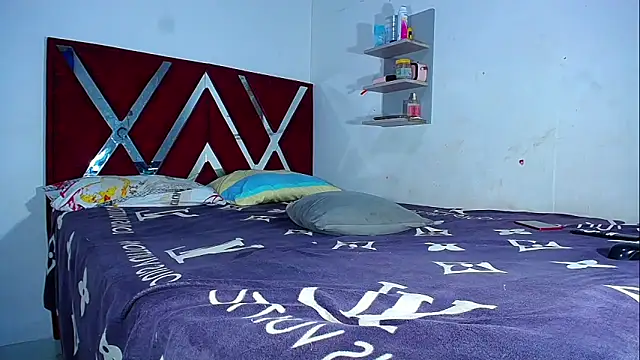 DanisaBrown online show from 04.30.26