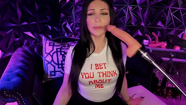 NatashaxoBangs online show from 11.07.25