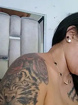 chelaqueen  online show from 11.27.25