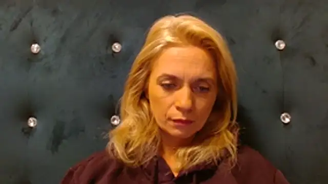 Snapshot of MysticCreature chatting on 10.28.25 MysticCreature online show from 10.28.25