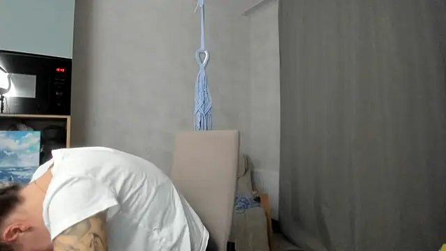 why again me online show from 10.13.25