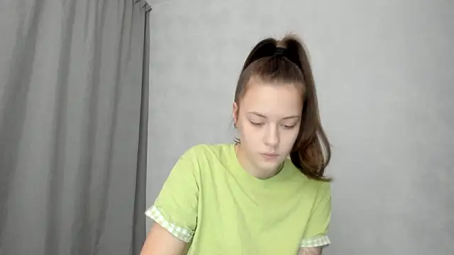 Snapshot of why_again_me chatting on 02.21.26 why again me online show from 02.21.26