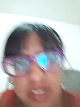 Snapshot of ZaidaWet chatting on 02.25.25 ZaidaWet online show from 02.25.25