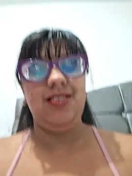 Snapshot of ZaidaWet chatting on 03.06.25 ZaidaWet online show from 03.06.25