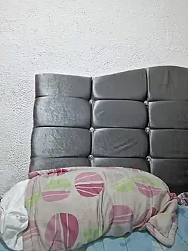 Snapshot of ZaidaWet chatting on 03.15.25 ZaidaWet online show from 03.15.25