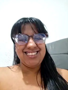 Snapshot of ZaidaWet chatting on 06.05.26 ZaidaWet online show from 06.05.26