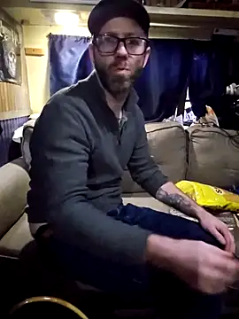 Snapshot of Cooking_Cristal chatting on 01.05.25 Cooking Cristal online show from 01.05.25