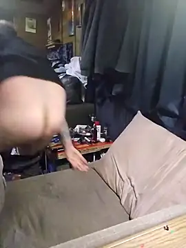 Snapshot of Cooking_Cristal chatting on 02.12.25 Cooking Cristal online show from 02.12.25