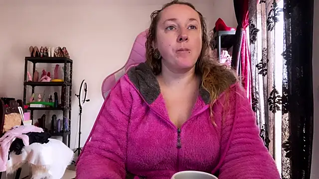 kisicaxx online show from 01.18.26