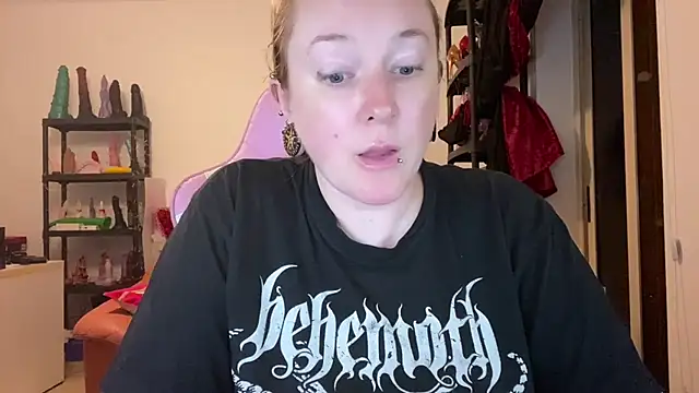kisicaxx online show from 07.31.26