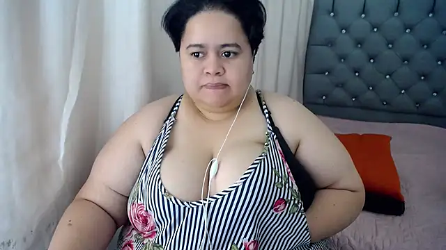 hotlesby4uxxx online show from 12.10.24