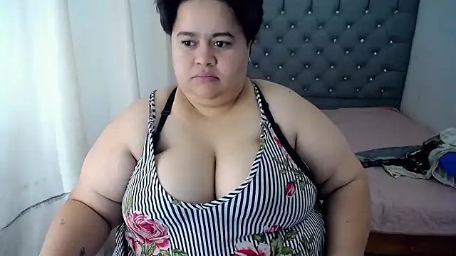 hotlesby4uxxx online show from 12.14.24