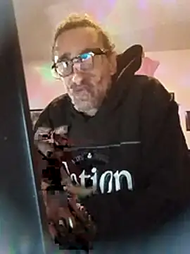 Snapshot of 19chubbylover81 chatting on 02.02.26 19chubbylover81 online show from 02.02.26