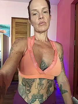 mommyselenafit  online show from 04.27.26