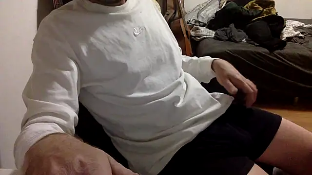 Snapshot of BADGUY2021 chatting on 12.17.25 BADGUY2021 online show from 12.17.25