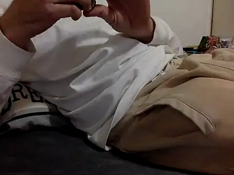 Snapshot of BADGUY2021 chatting on 01.14.26 BADGUY2021 online show from 01.14.26