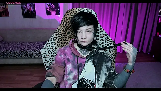 Snapshot of acid_trip1l chatting on 01.19.25 acid trip1l online show from 01.19.25