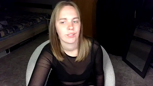 MissGirly online show from 10.24.25