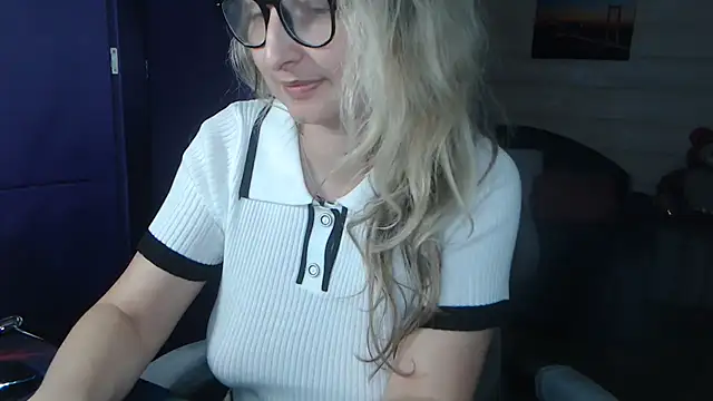 RubiLakros online show from 05.04.26