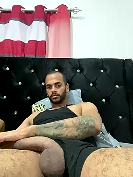 Snapshot of Moodxxx00 chatting on 09.19.25 Moodxxx00 online show from 09.19.25