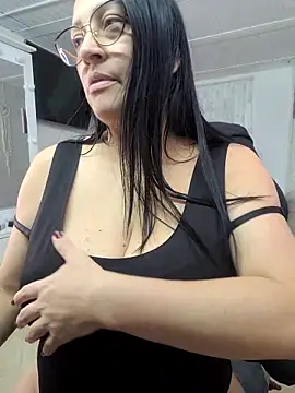 Ameliarizo online show from 01.06.26