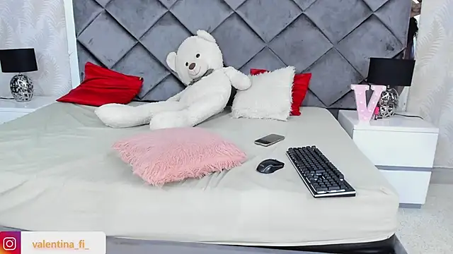 Snapshot of valentina_fi chatting on 01.30.25 valentina fi online show from 01.30.25