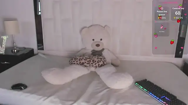 Snapshot of valentina_fi chatting on 09.23.25 valentina fi online show from 09.23.25