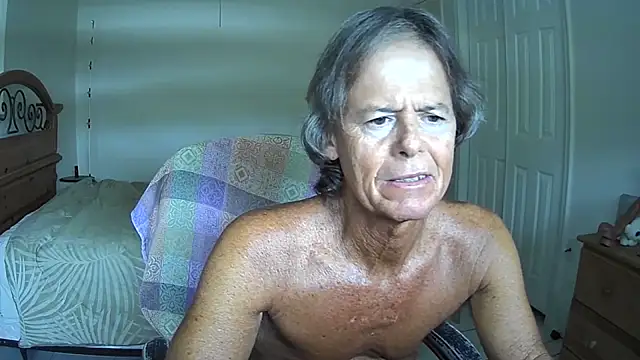 Snapshot of nakeedcowboi65 chatting on 07.02.26 nakeedcowboi65 online show from 07.02.26