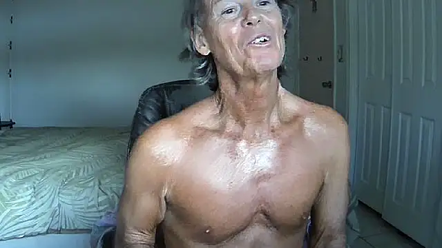 Snapshot of nakeedcowboi65 chatting on 07.05.26 nakeedcowboi65 online show from 07.05.26