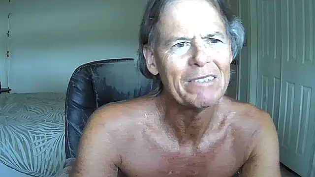 Snapshot of nakeedcowboi65 chatting on 07.14.26 nakeedcowboi65 online show from 07.14.26