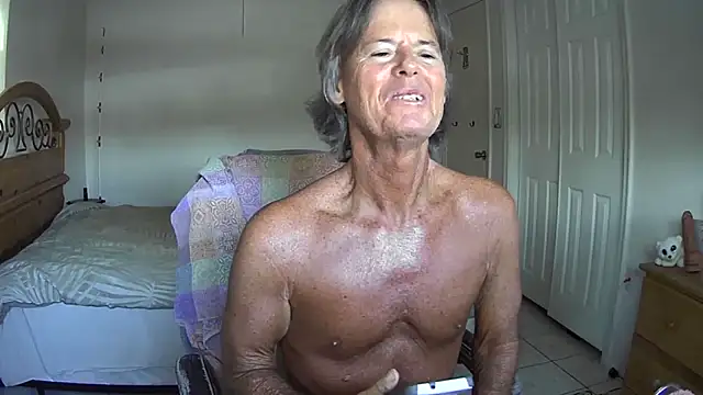 Snapshot of nakeedcowboi65 chatting on 07.17.26 nakeedcowboi65 online show from 07.17.26