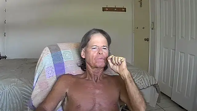 Snapshot of nakeedcowboi65 chatting on 07.20.26 nakeedcowboi65 online show from 07.20.26