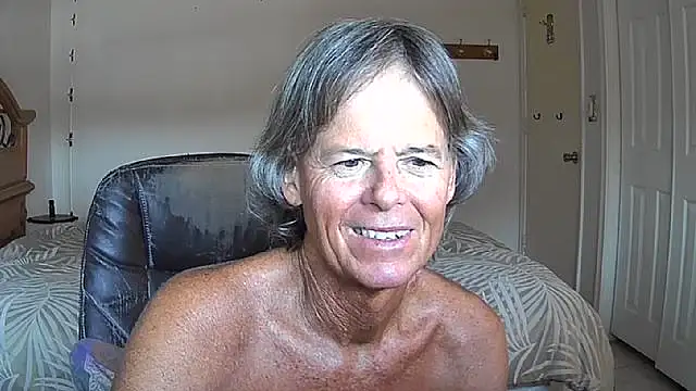 Snapshot of nakeedcowboi65 chatting on 07.28.26 nakeedcowboi65 online show from 07.28.26
