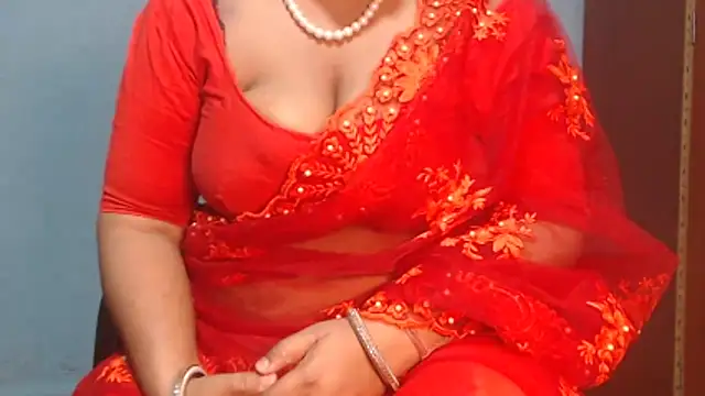Snapshot of naughtyboobs38dd chatting on 04.28.26 naughtyboobs38dd online show from 04.28.26