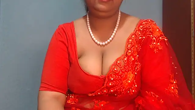 Snapshot of naughtyboobs38dd chatting on 05.13.26 naughtyboobs38dd online show from 05.13.26