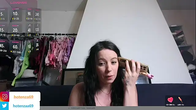 Snapshot of Hotenza69 chatting on 03.15.25 Hotenza69 online show from 03.15.25