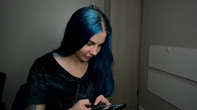 Snapshot of JuliaBusty chatting on 11.07.25 JuliaBusty online show from 11.07.25