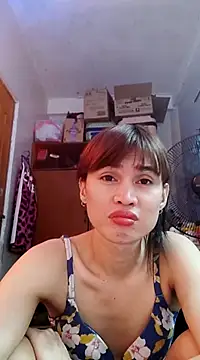 Snapshot of QueenSoreal chatting on 02.22.25 QueenSoreal online show from 02.22.25