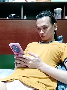 QueenSoreal online show from 02.09.26