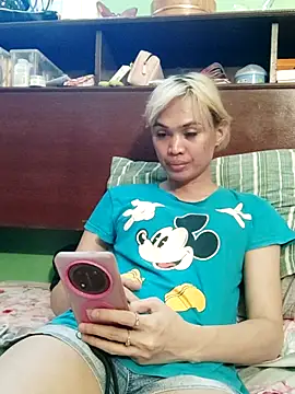 QueenSoreal online show from 07.21.26