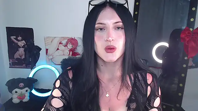 Snapshot of Evelyn_Sheeran chatting on 05.26.26 Evelyn Sheeran online show from 05.26.26