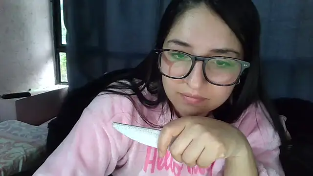 sara 110323 online show from 09.19.25