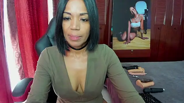 LUISSA  online show from 01.27.25