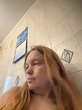 Snapshot of Susanel chatting on 04.15.26 Susanel online show from 04.15.26