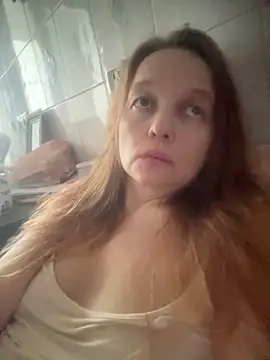 Snapshot of Susanel chatting on 04.16.26 Susanel online show from 04.16.26