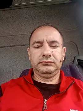 Snapshot of Venelin_ruse chatting on 11.12.25 Venelin ruse online show from 11.12.25